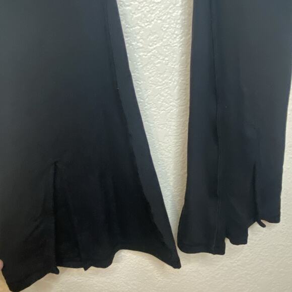 Offline By Aerie Black Real Me Xtra Flare Leggings Hi Rise Split Leg Size XS - Picture 6 of 11